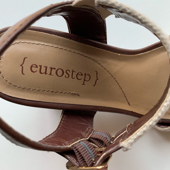 Eurostep | Block Heel Sandals - Picture 2 of 6